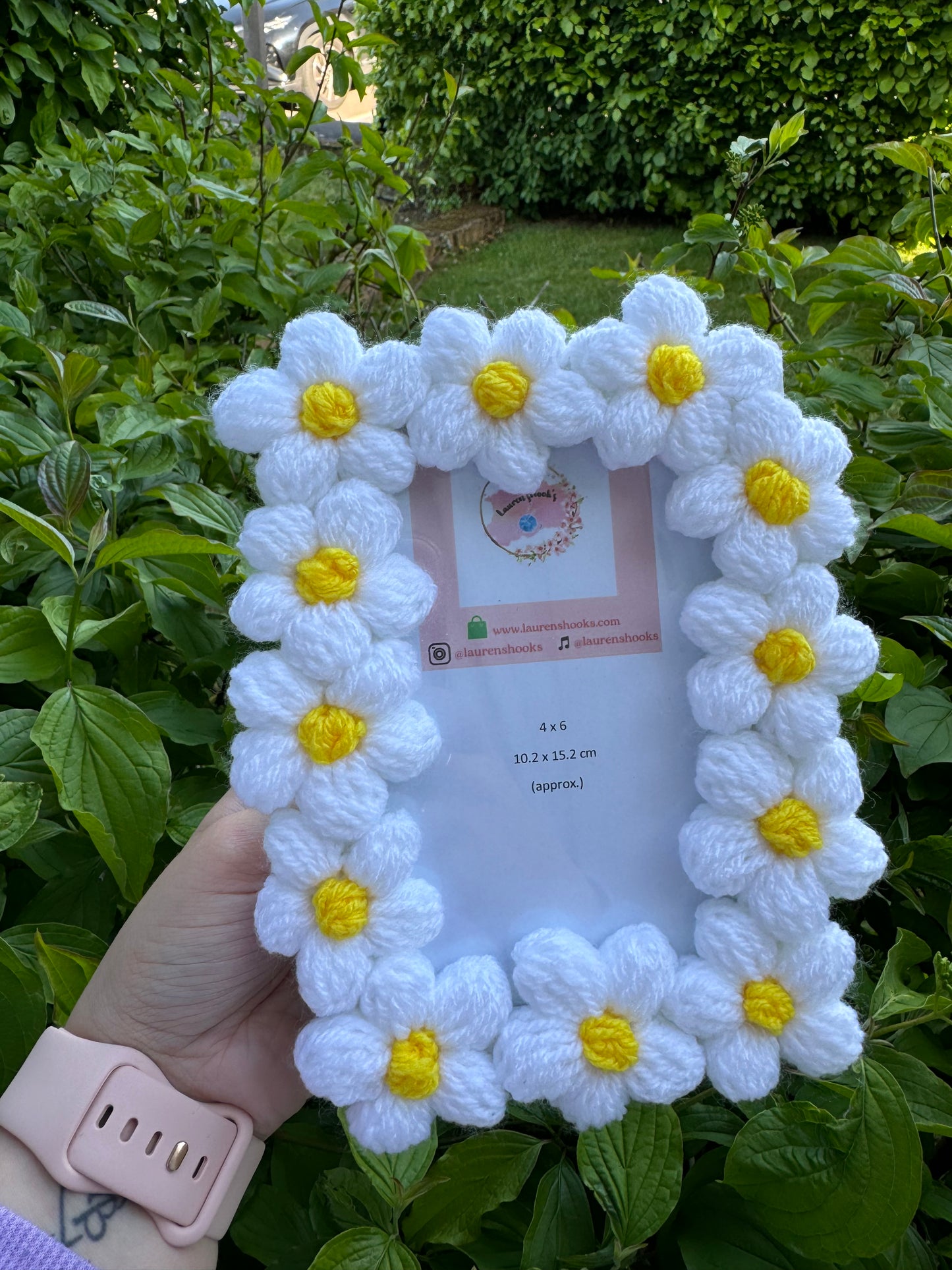 Crochet Daisy Flower Frame