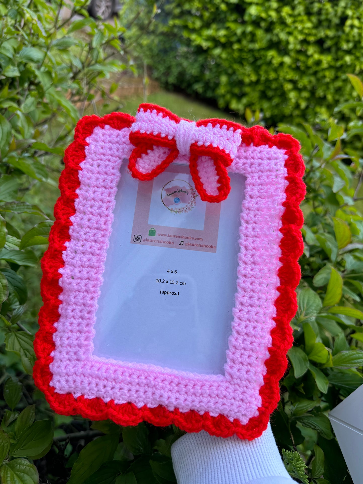 Crochet Bow Photo Frame