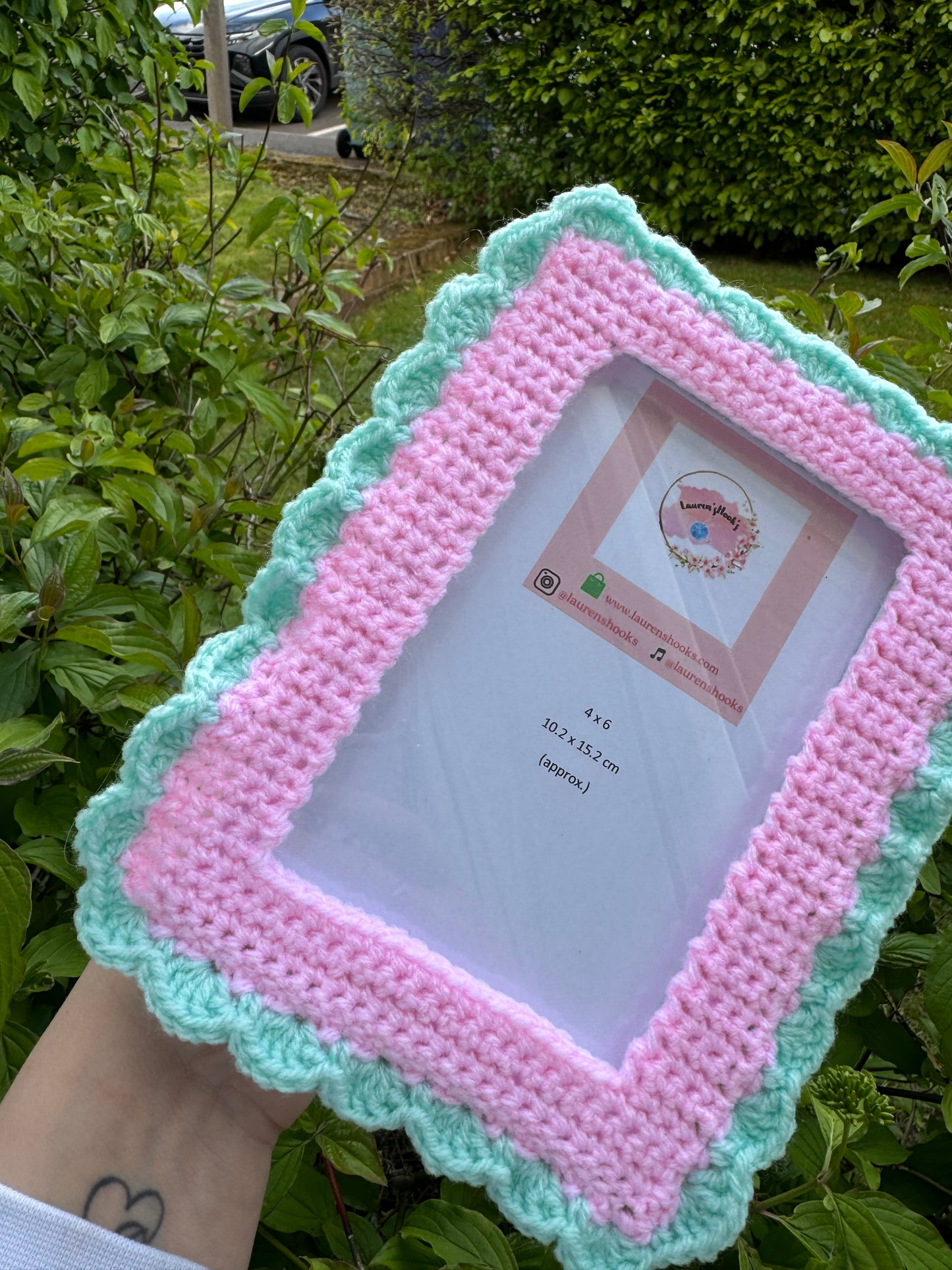 Crochet Pink and Mint Shell Frame