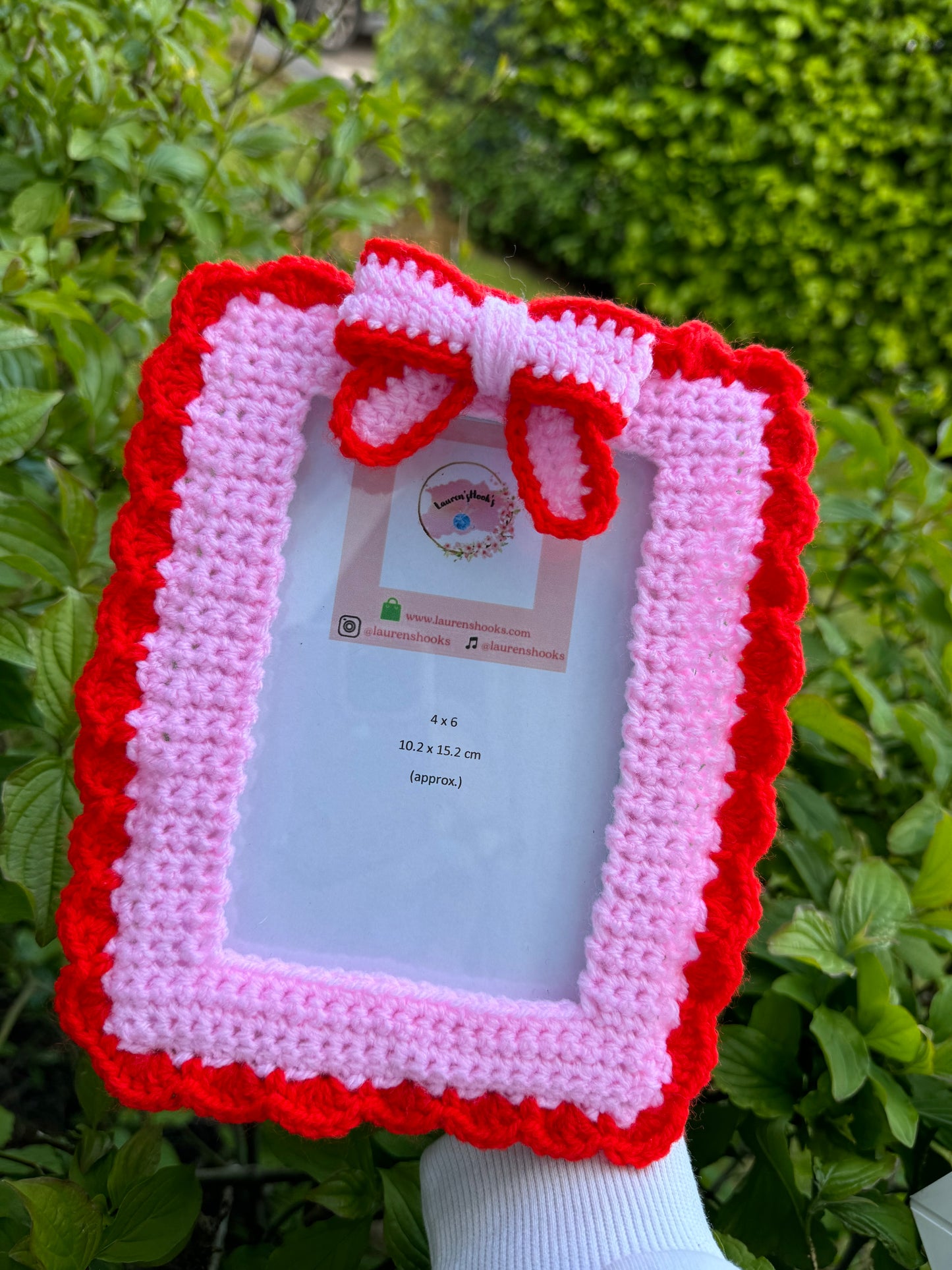 Crochet Bow Photo Frame