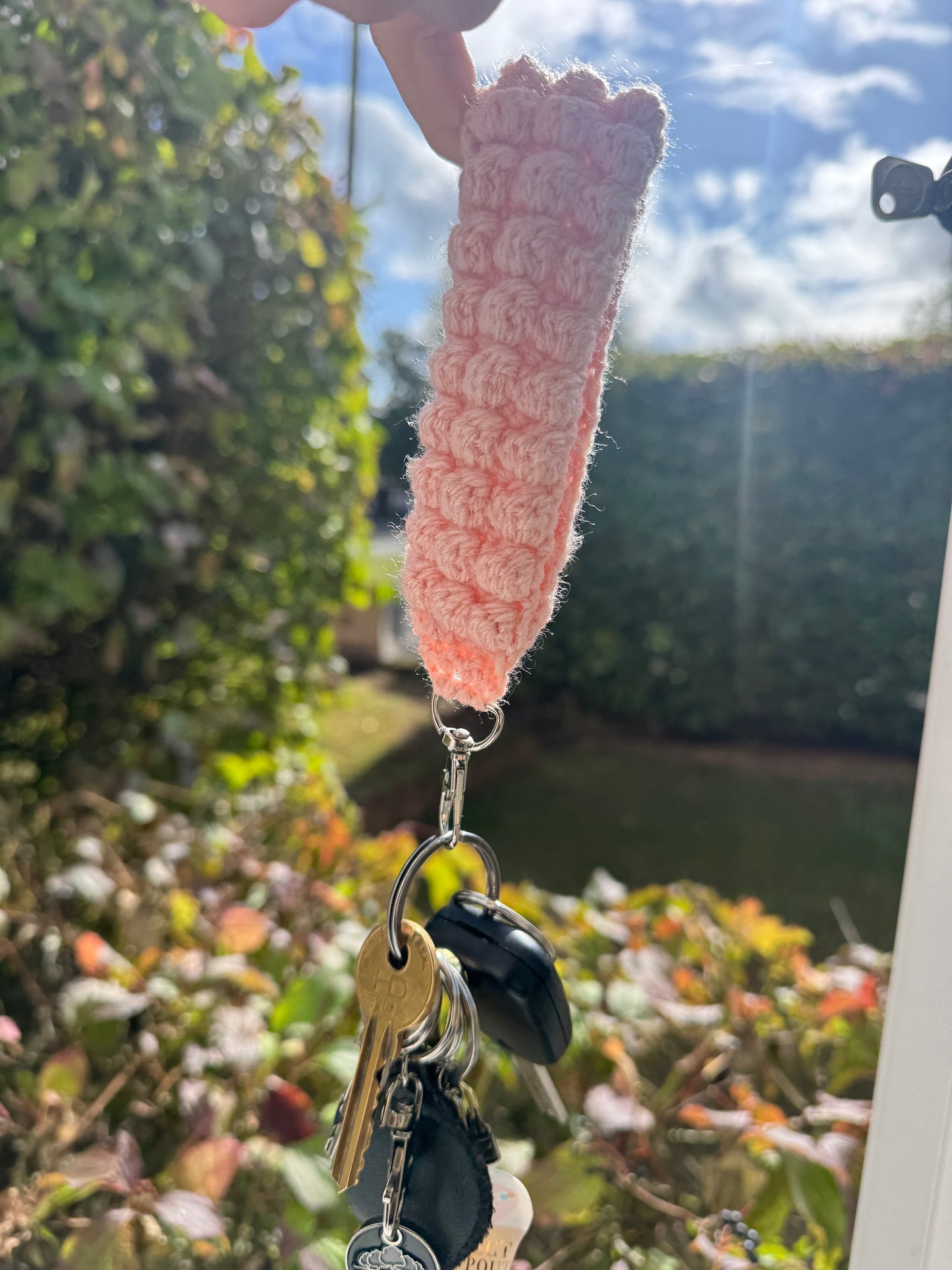 Crochet Bubble Wristlet