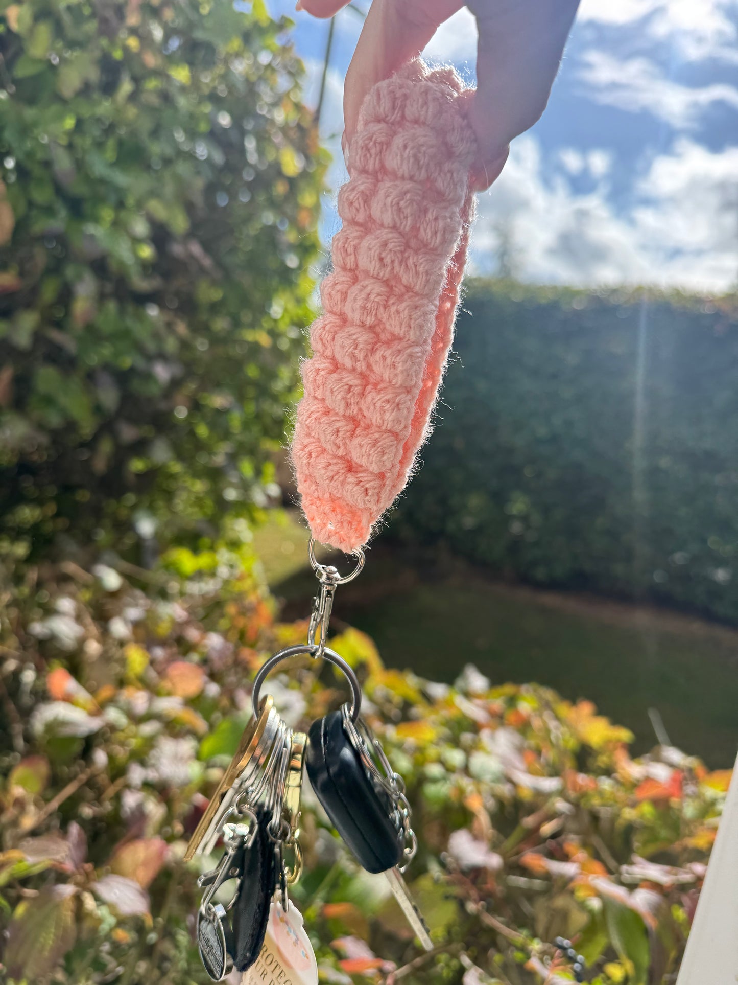 Crochet Bubble Wristlet
